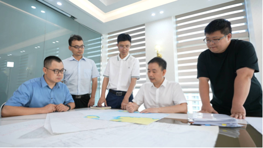 《中国侨界杰出人物》第一集——向海而歌