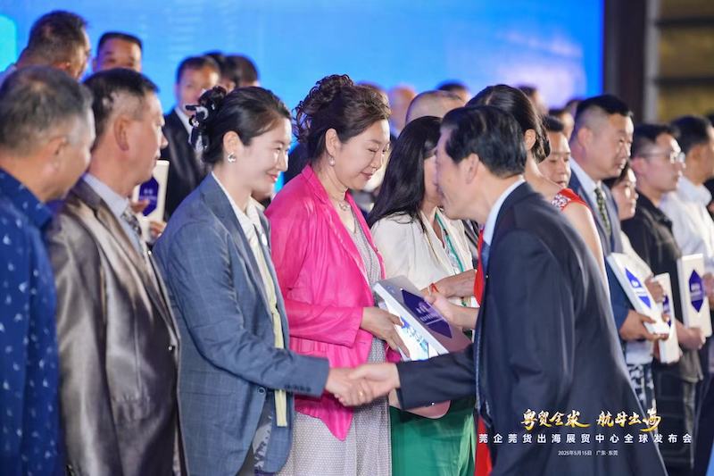 中国传真新闻社社长李家辛当选世界百国侨企联盟常务理事-图片5