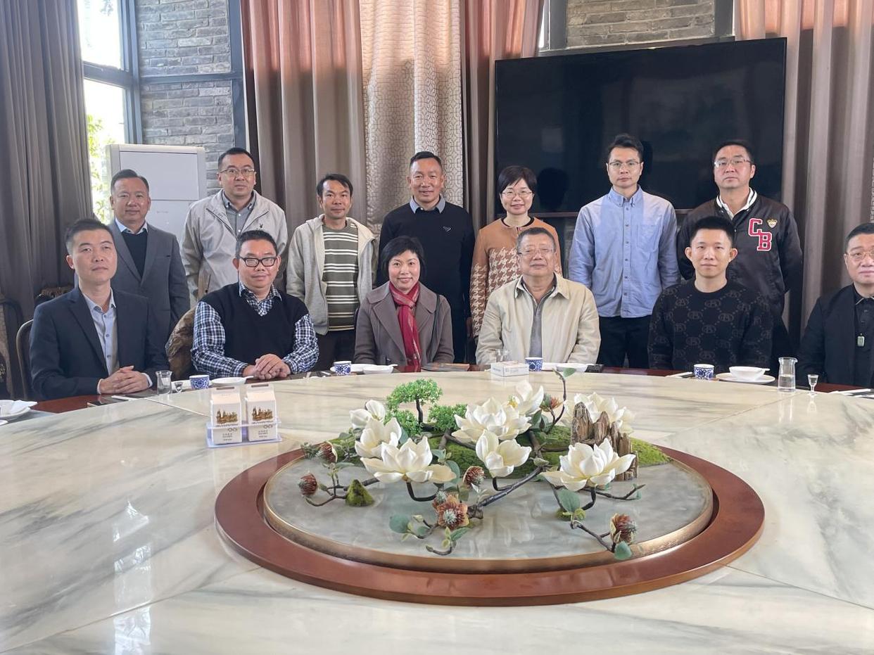 「侨乡文化」李崴诗词集《垦丁集(十)》出版